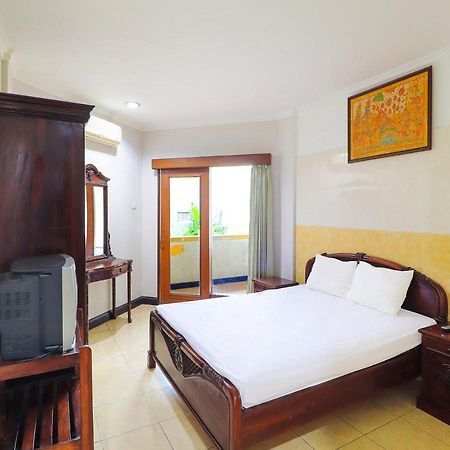 Oyo 91608 Hotel Gatsu Indah Денпасар Екстериор снимка