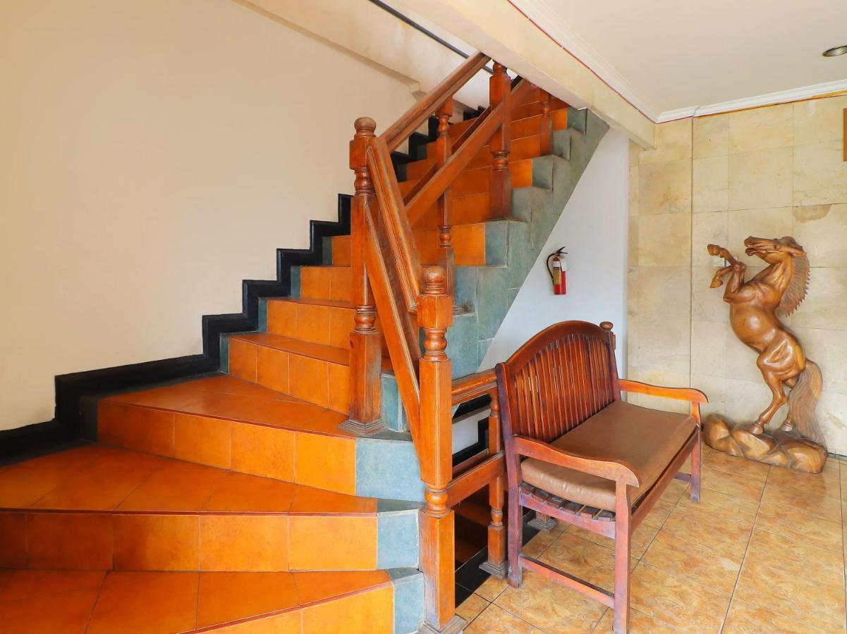 Oyo 91608 Hotel Gatsu Indah Денпасар Екстериор снимка