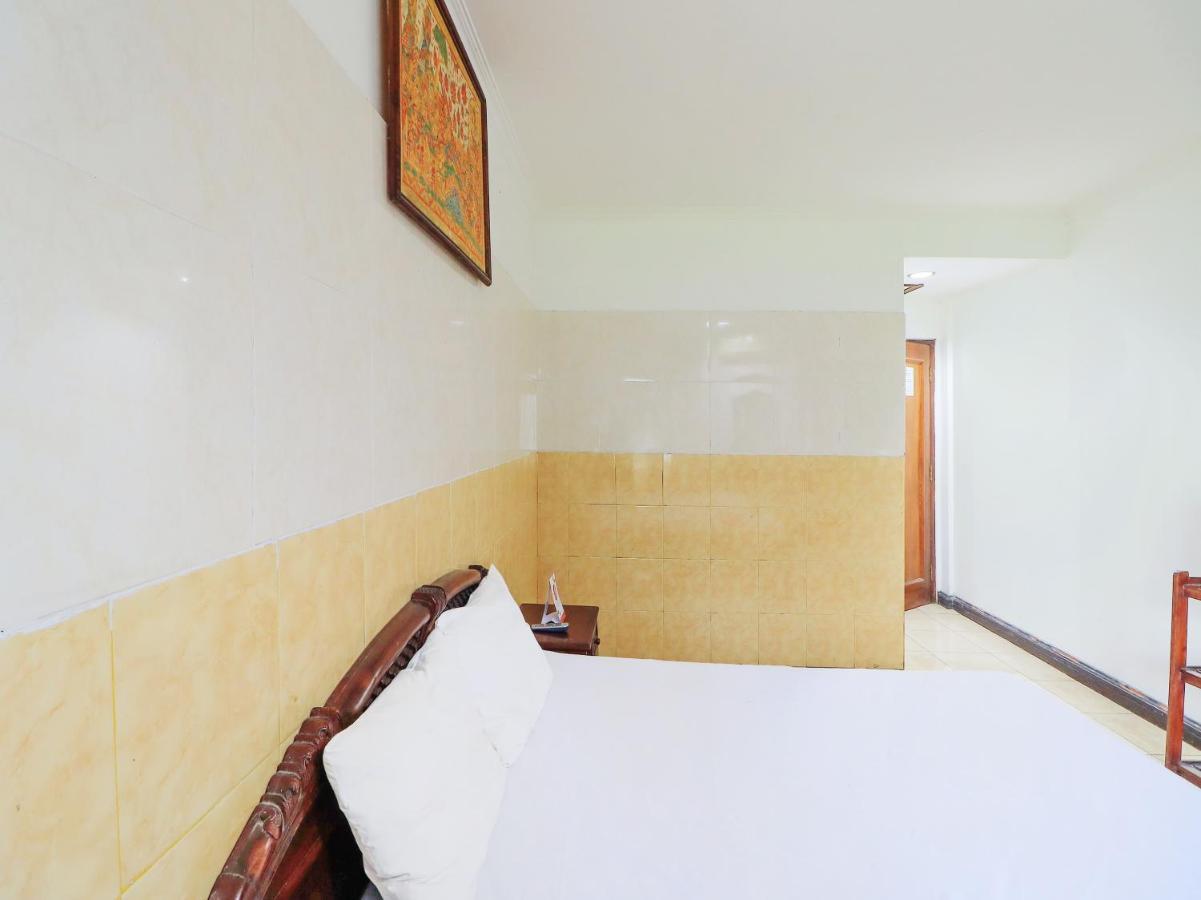 Oyo 91608 Hotel Gatsu Indah Денпасар Екстериор снимка
